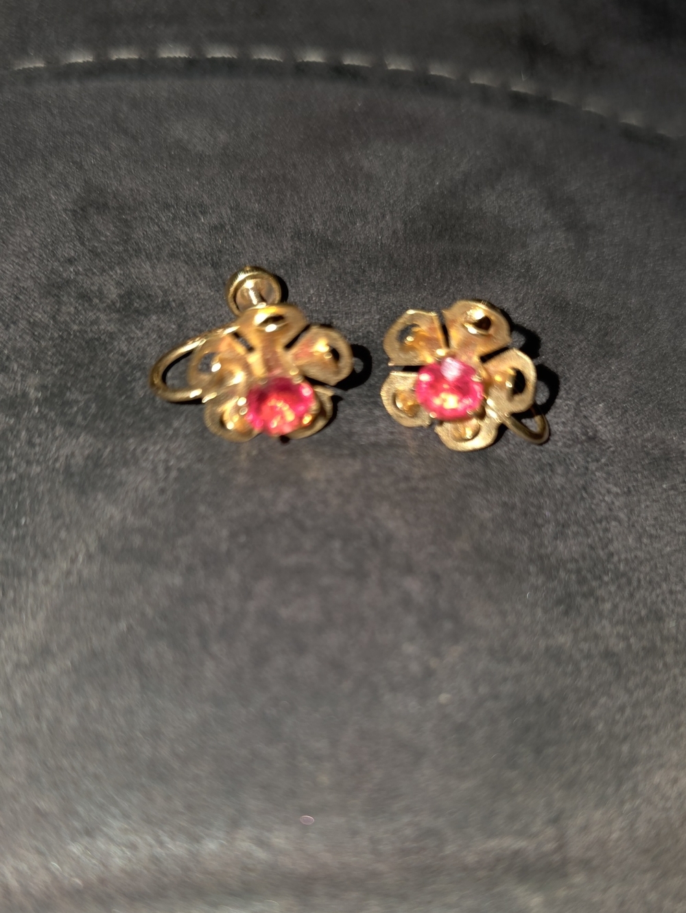 10k Gold Floral Pink Stone 10k Screwback Earrings